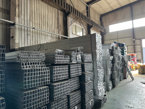 Aluminum rail brackets for flat roof solar mounting systems from Zixian Solar Parts