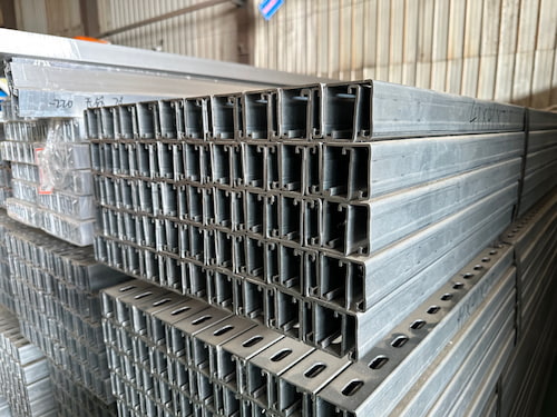 Flexible Solar Rail Bracket | Multi-Slot Aluminum Profile Anodized Aluminum H/U/T Solar Rails with M8/M10 Nut Slots